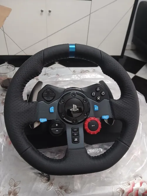 Volant logitech G29 driving force