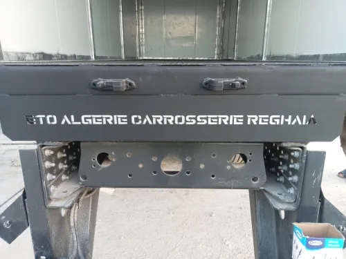 Fabrication de conteneur pour camion تصنيع حاويات الشاحنات