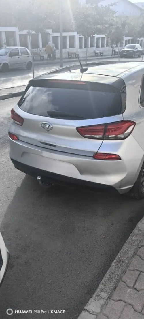 Hyundai i30 2019 Toute options