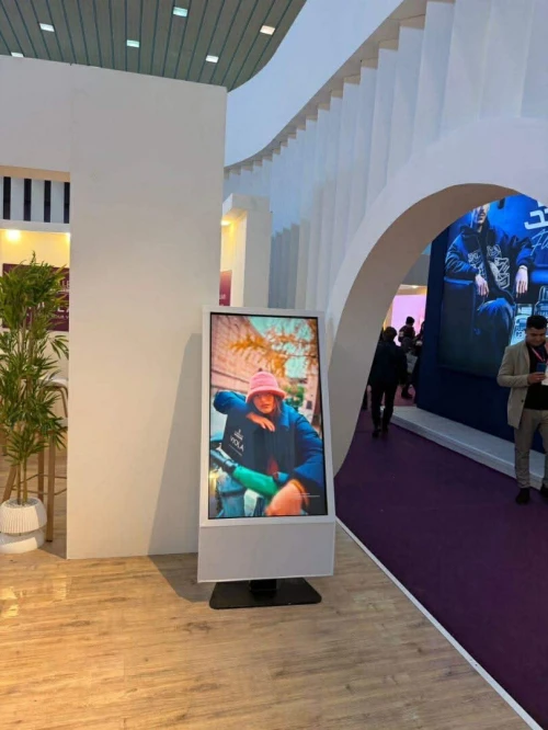 Location totems tactiles et bornes interactives