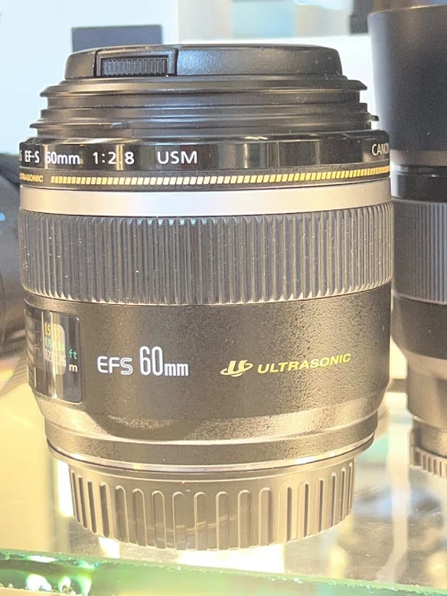 Canon ef-s 60mm 2.8 macro usm