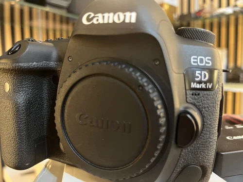 Canon 5d mark IV
