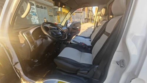 Kia K2700 frigo 2013