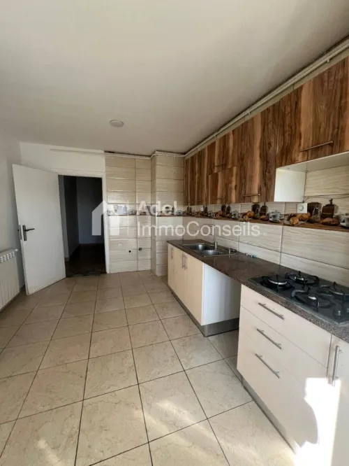 Location Appartement F4 Annaba Annaba