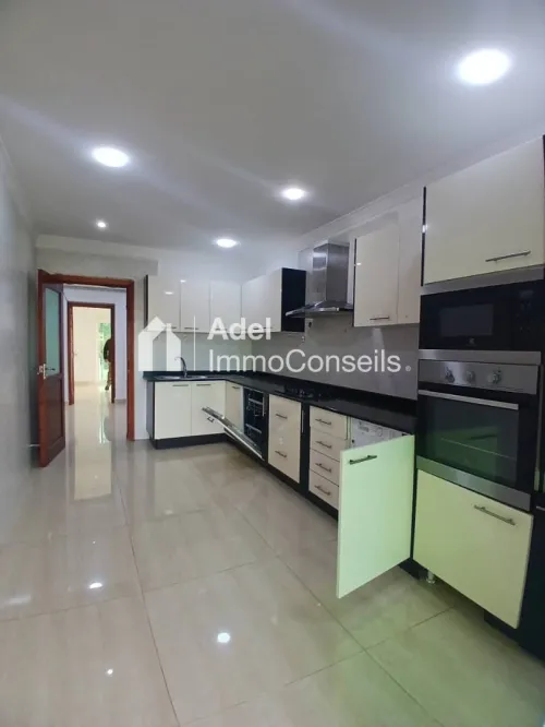 Location Appartement F4 Annaba Annaba