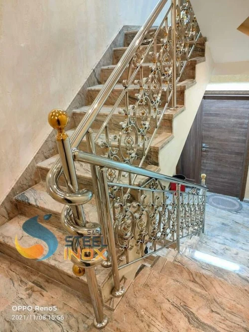 RAMPE D'ESCALIER