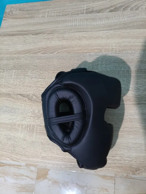 Casque de boxe VENUM taille M haute qualité 