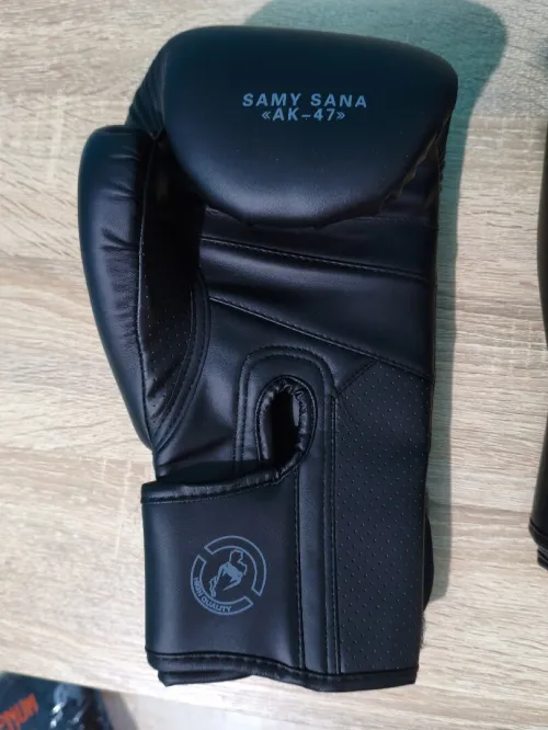 Gants de boxe VENUM 14 OZ haute qualité 