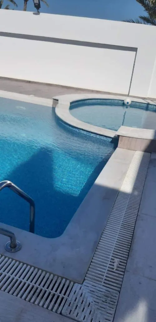 Réalisation des piscines et jacuzzi 