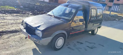 Citroen C 15 vitré.   5 place 1996 C15