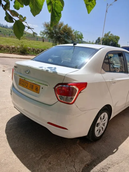 Hyundai Grand i10 Sedan 2018 DZ GLS 