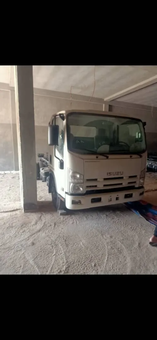 Izuzu Seper jombo 2025