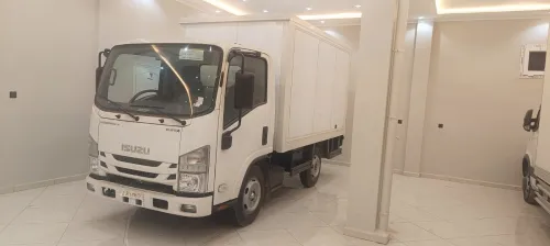 Isuzu Super jombo 2025