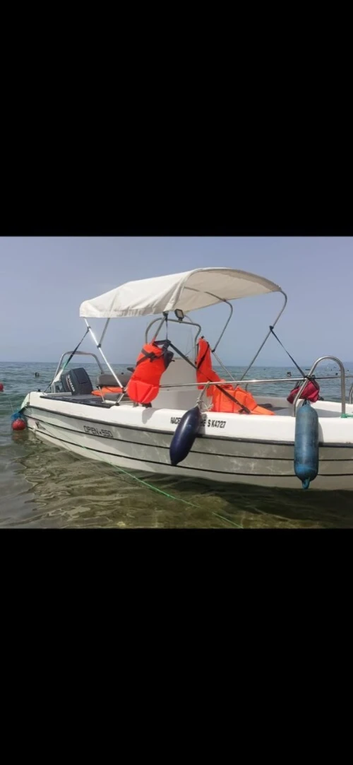Bateau Béjaïa naval