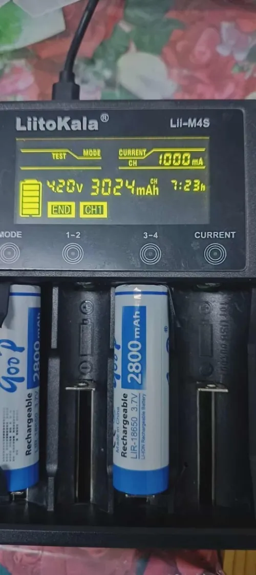 Piles rechargeable Lithium GOOP 18650 3.7V Original avec Nickel 