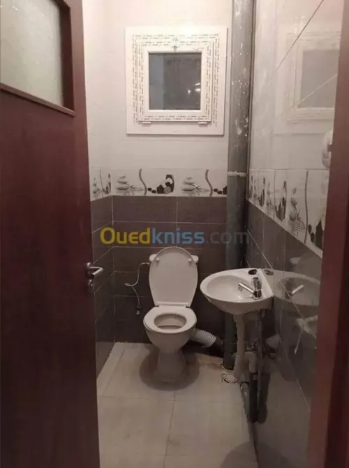 Location Appartement F4 Mostaganem Mezghrane