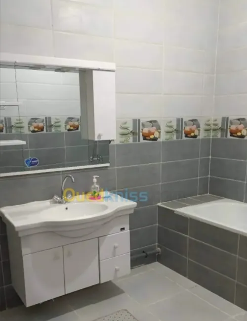 Location Appartement F4 Mostaganem Mezghrane
