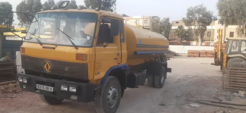 Dongfeng  صهريج نقل المياه 2006