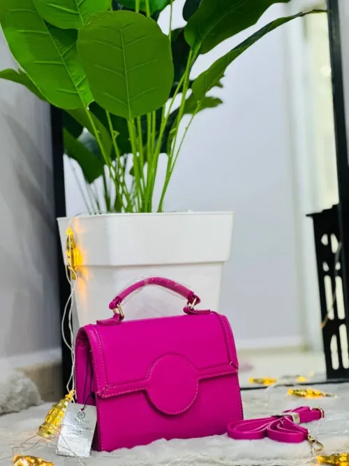 Sacs à main pour femmes qualité TOP importation .