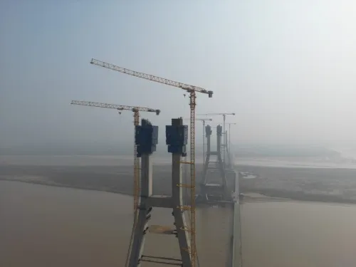 GRUE A TOUR DAHAN Neuve (16-18 Tonnes)