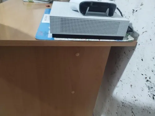 Xbox one s 500g avec deux manette 