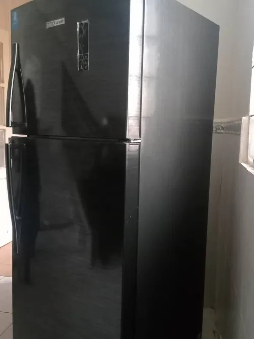 A vendre réfrigérateur maxwell 560l