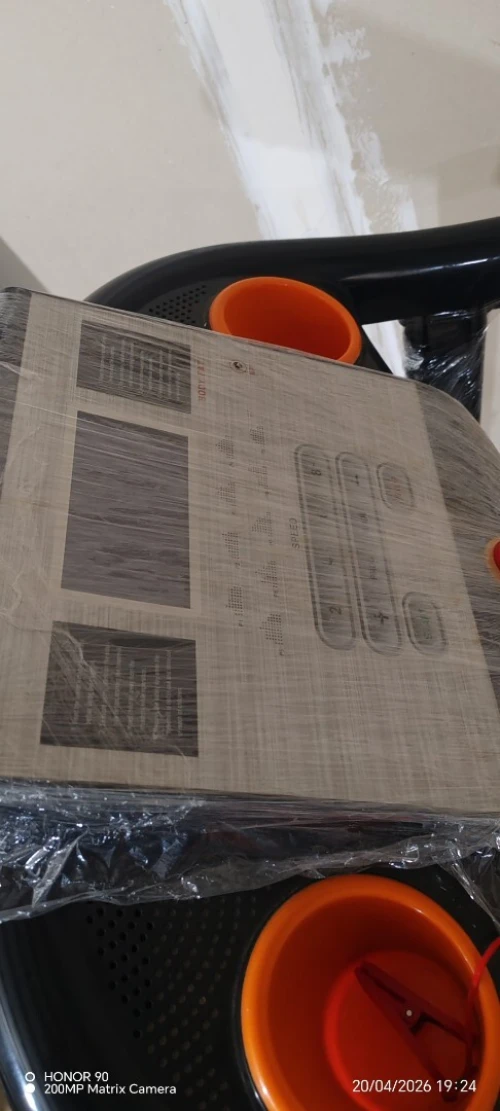 À VENDRE : Tapis de course TILLA (Presque neuf)