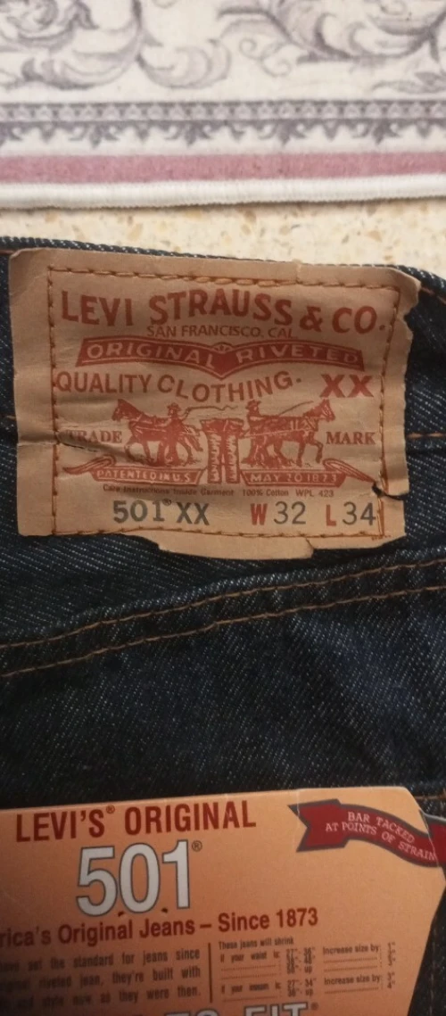 LEVI'S JEAN 501 SHRINK TO FIT USA