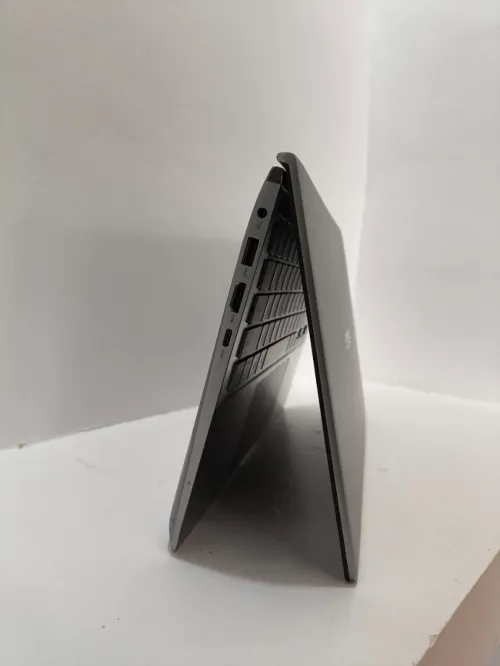 Asus ZenBook 14 Ryzen 5 4500U équivalent i5-1135G7