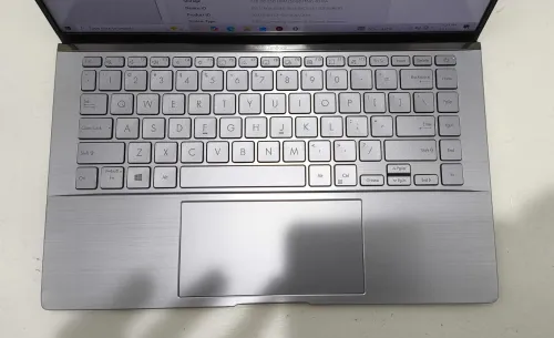 ASUS ZenBook 14 -- Ryzen 5 4500U (8Go/256Go) + NVIDIA MX350 2GB