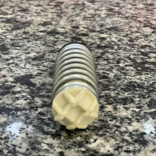RESSORT PIDALE EMBRAYAGE (VW/SEAT/SKODA/AUDI)