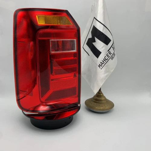 FEU ARRIERE CADDY 2016+ ROUGE CD/CG (VW/SEAT/SKODA/AUDI)