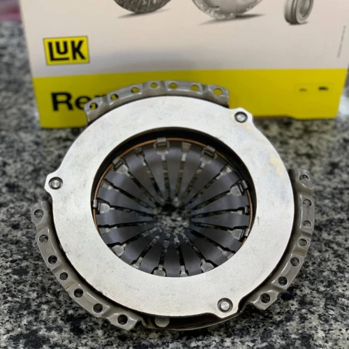 KIT EMBRAYAGE 1.4 16 V ( MECANISME EMBRAYAGE )  (VW/SEAT/SKODA/AUDI)