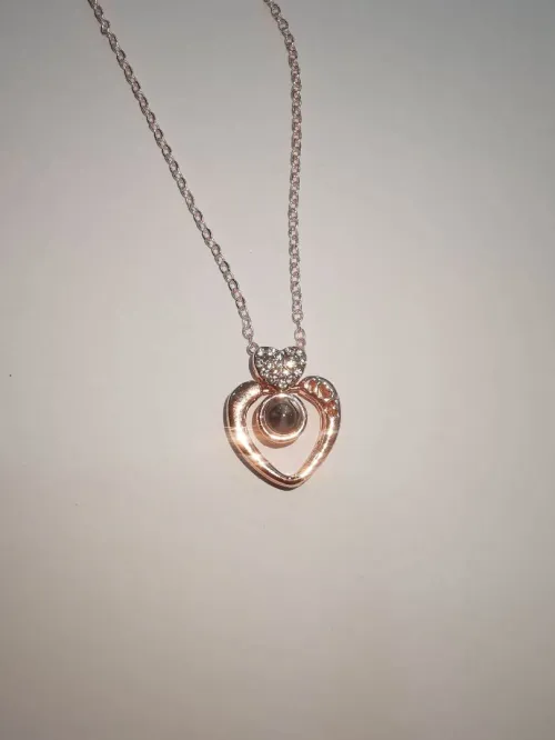   COLLIER I LOVE YOU قلادة احبك بمئة لغة