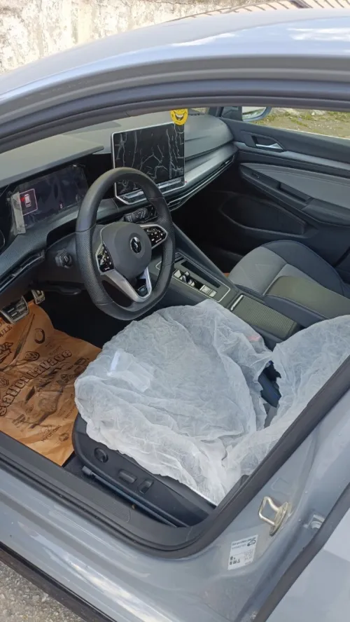 Volkswagen Golf 8 2025 R-Line