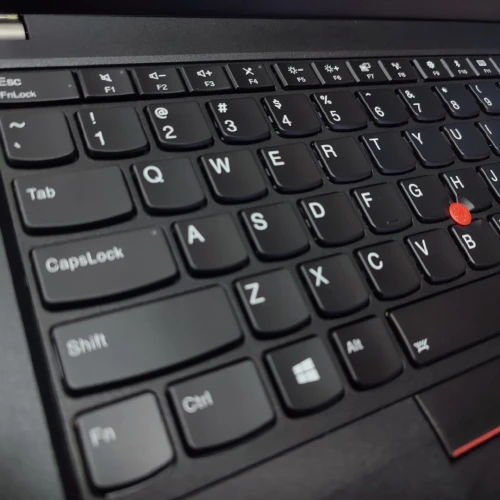 Lenovo ThinkPad T480 i5 8250U 16GO RAM 256SSD 14 FHD 