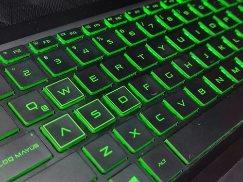 HP PAVILION GAMING 15 I5 9300H 16GO RAM 256SSD 15.6 FHD GTX 1050 04 GO 