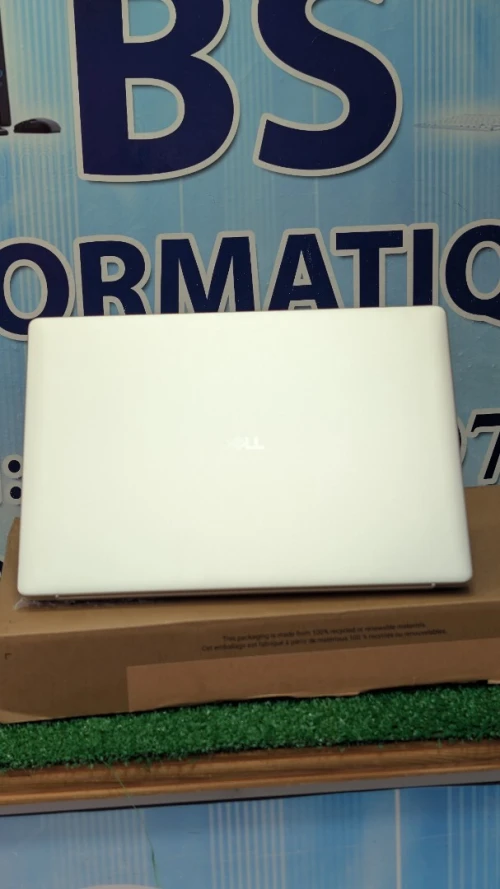 Dell 16. Intel core 7 150U  Ram 32GB 1tb SSD écran 16 FuL HD jamais utilisé SOUS emballage