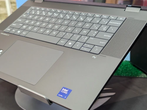 HP OmniBook X Flip 16 Intel Core Ultra 7 256V /16Go / 1To SSD / Écran tactile 2K 360 JAMAIS UTILISÉ