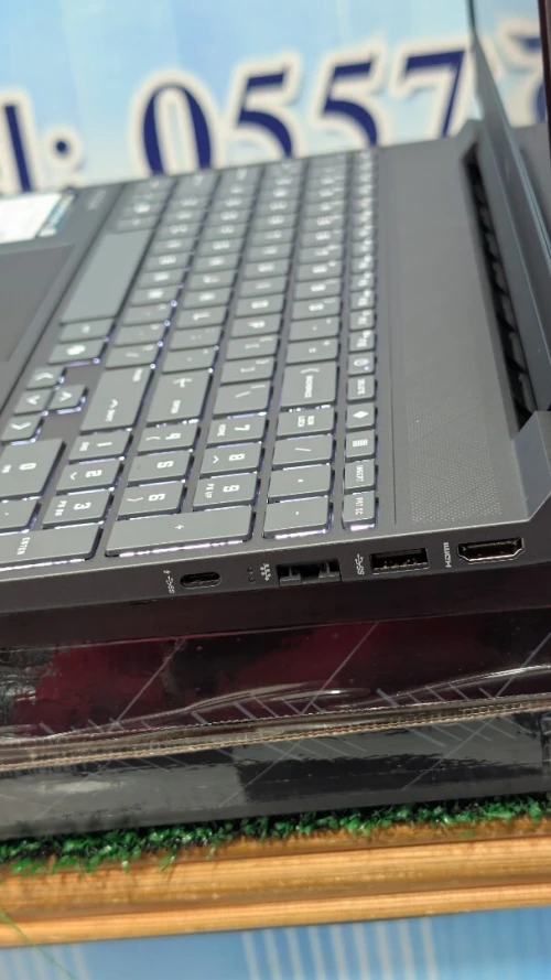 HP VICTUS 15--CORE I5 13420H (-13th)/RTX 4050 =6 GB /RAM 16 GB /SSD 512 GB/ECRAN 15.6- FHD 144HZ