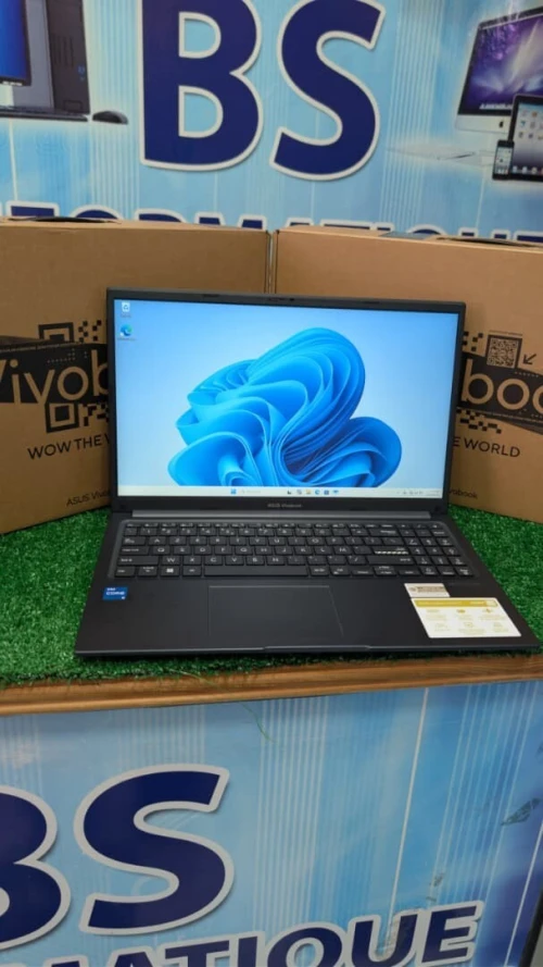 ASUS Vivobook 15 X1502V / I5 1334U / 8 GB DDR4 / 512 SSD NVME / 15.6"