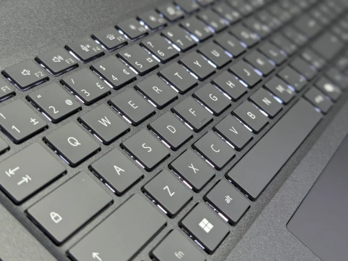 DELL PRO 16 2025 AMD RYZEN 5 PRO 230 16GO RAM 512SSD 16.1 FHD JAMAIS UTILISÉ scellés