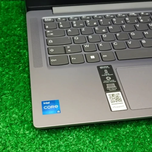 LENOVO IDEAPAD SLIM3 3 I5 12450H RAM 16GB DDR5 512SSD  ECRAN 14 FUL JAMAIS UTILISE 