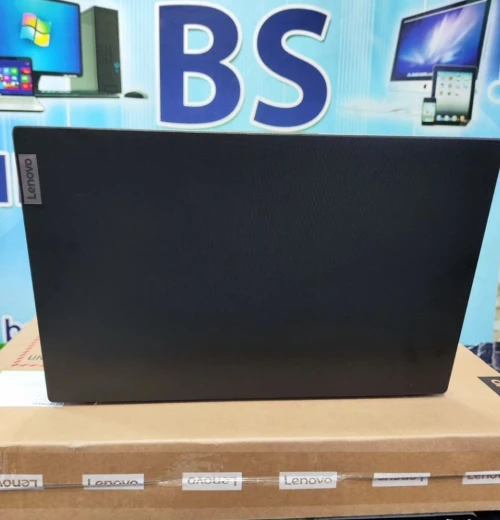 Lenovo V15 G3 IAP I5 1235U 08Go Ram 512Go SSD 15.6"FHD Iris XE Graphics Neuf Jamais Utulise
