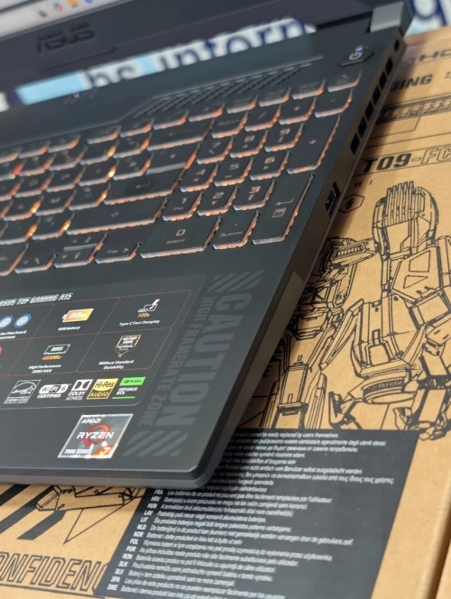 Asus TUF A15  AMD Ryzen 7 7435HS ram 16gb 1tB SSD RTX4060 8Gb écran 15.6 144HZ jamais utilisé SOUS emballage
