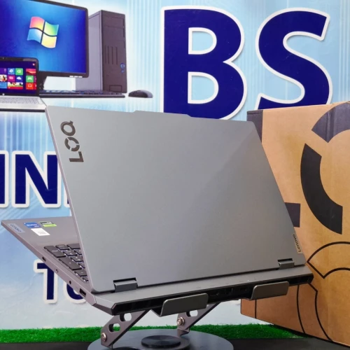 Lenovo LOQ 15IRX10 Core i7 13650HX 16 Go 512 Go SSD 15.6 FHD 144HZ RTX 5060 08GO JAMAIS UTILISÉ