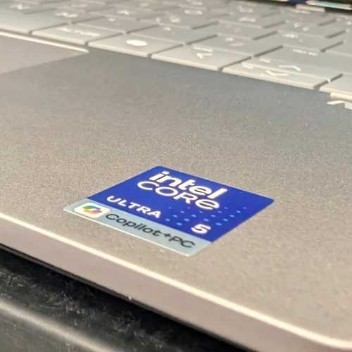 HP OmniBook X Flip14 Intel Core Ultra 5  226v RAM 16GB 512SSD écran 14 tactile 360 2K jamais utilisé sous emballage