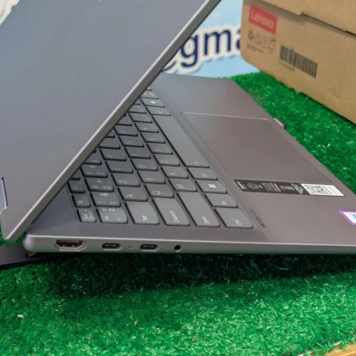 Lenovo IdeaPad 5 360 core 5 225u 8gb 512SSD écran 14 Full HD jamais utilisé sous emballage