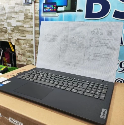 Lenovo V15 G3 IAP I5 1235U 08Go Ram 512Go SSD 15.6"FHD Iris XE Graphics Neuf Jamais Utulise