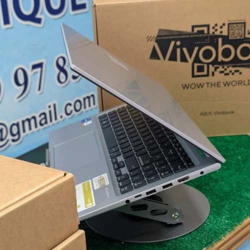 Asus vivobook i7 13620H RAM 16GB1TBSSd écran 15.6 OLED jamais utilisé sous emballage